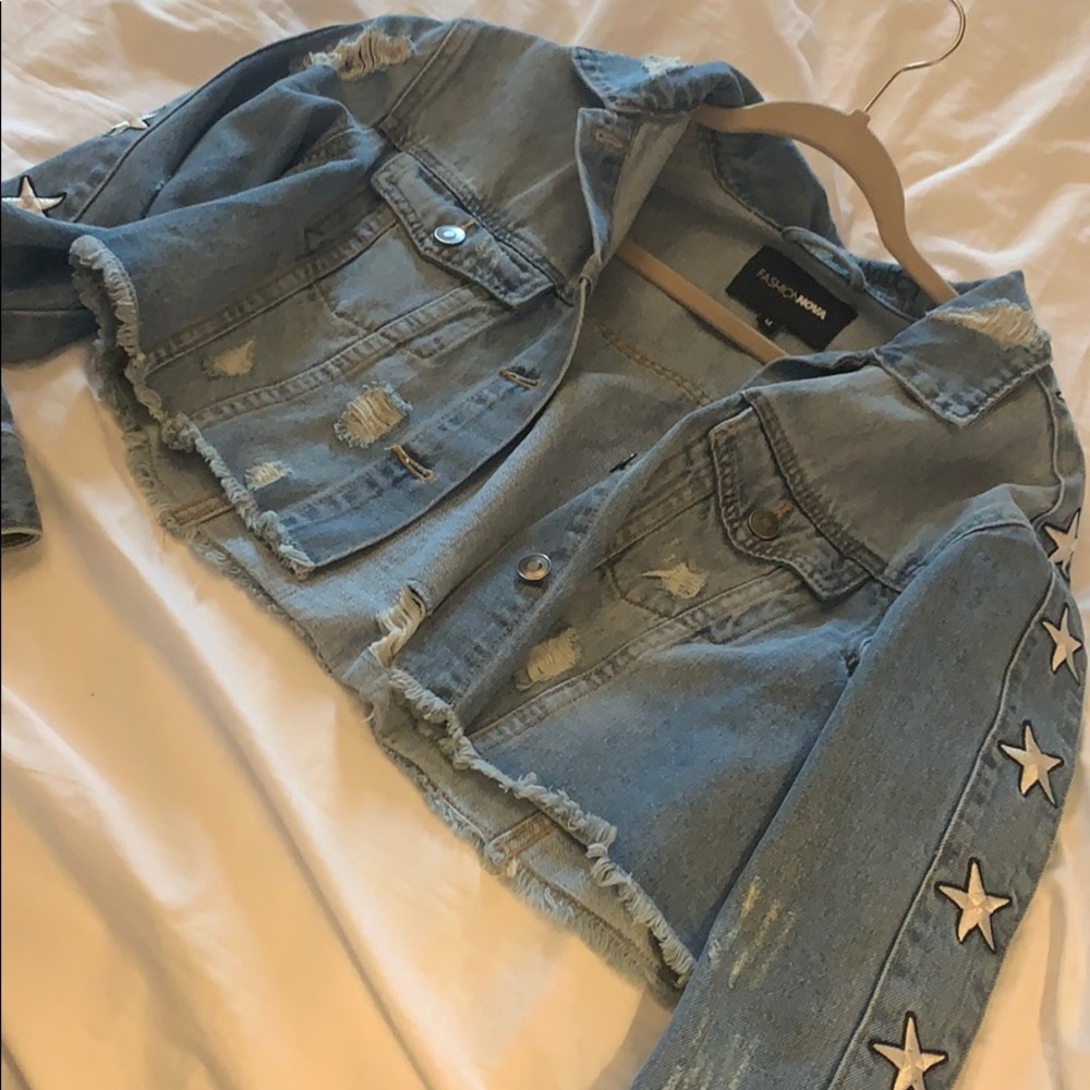 Fashion nova cropped denim jacket